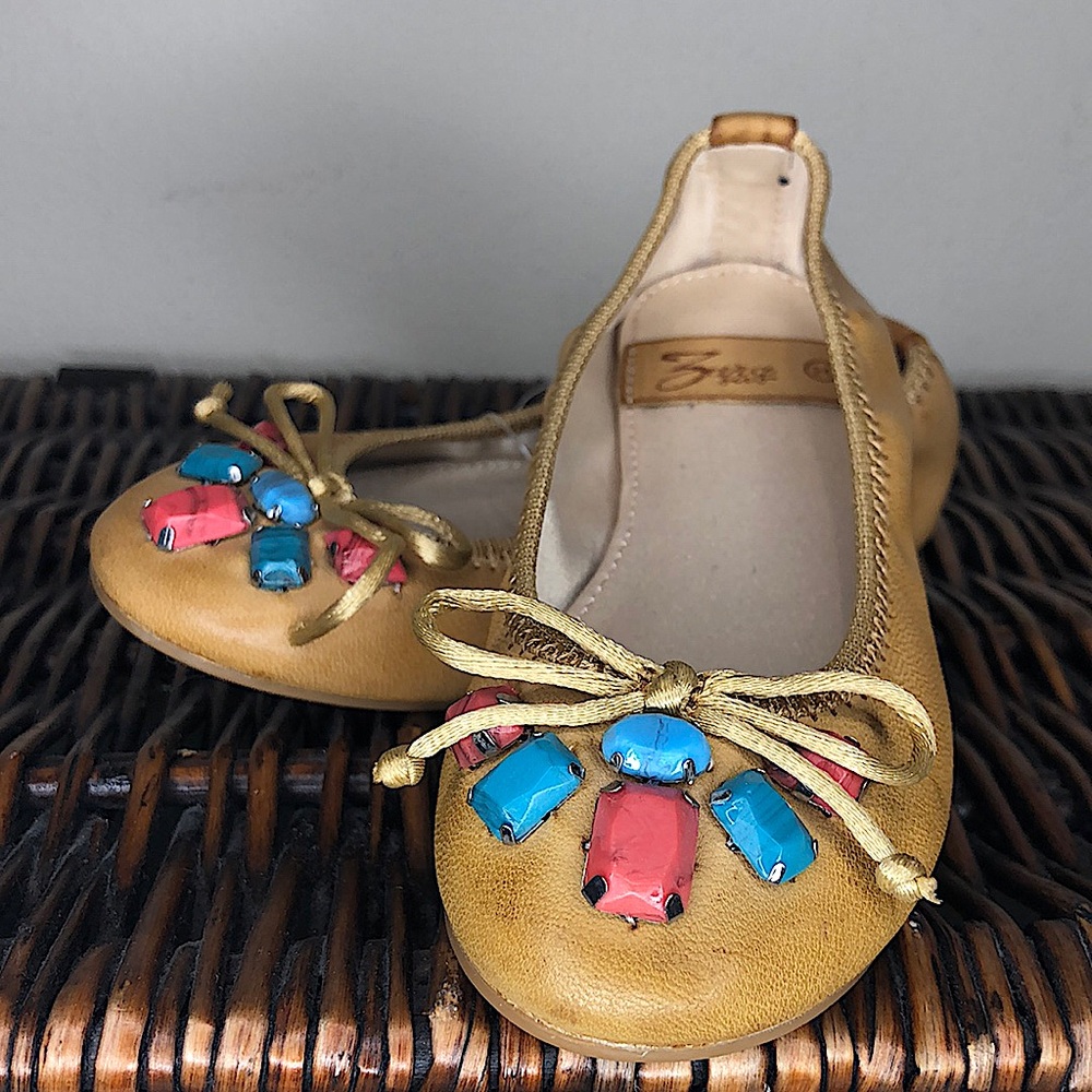 Zara Flats